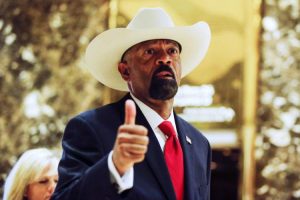 FOX’s Sheriff Clarke accused of plagiarism in his Master’s thesis (nydailynews.com)