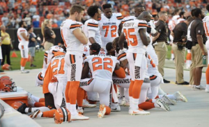 NFL fans are sick of Trump constantly b*tching about player protests (deepstatenation.com)