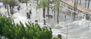 Five-foot mini-tsunami strikes Spanish resorts in Majorca and Menorca (dailymail.co.uk)