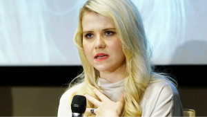 ‘Incomprehensible’ — Elizabeth Smart Reacts to Early Release of Woman Who Helped Kidnap Her (thedailybeast.com)